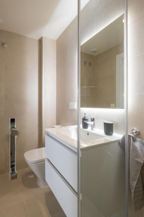 Ferienwohnung Alameda Deluxe Duplex Casco Antiguo Parking Sevilla Exterior foto